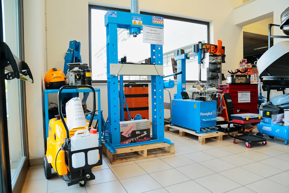 attrezzature per officine